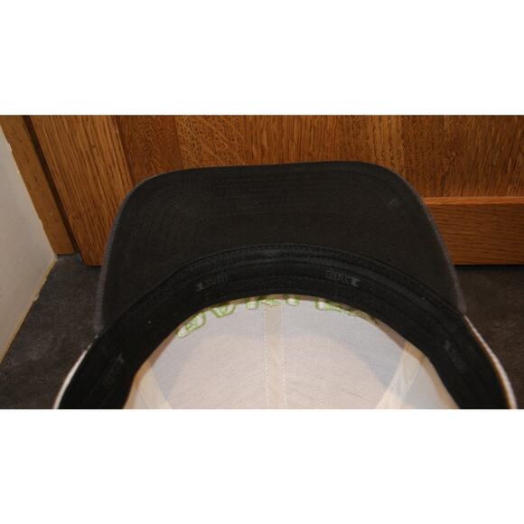 Vintage Rare Oakley SnapBack Hat 110 Flex fit Tech Gray White Trucker Cap - Picture 6 of 7